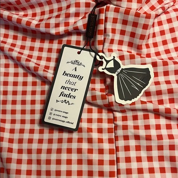 Red Gingham 1950’s bowknot swimsuit - Picture 5 of 10